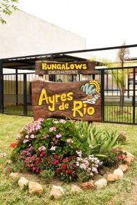Ayres de Río